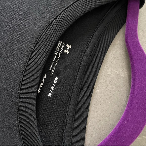 Under Armour Heatgear Tech T-Shirt Medium Black Loose Fit - Picture 3 of 3